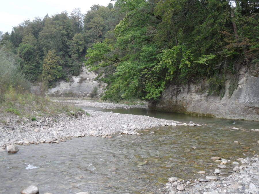 File:Marly (FR) AuPort.JPG