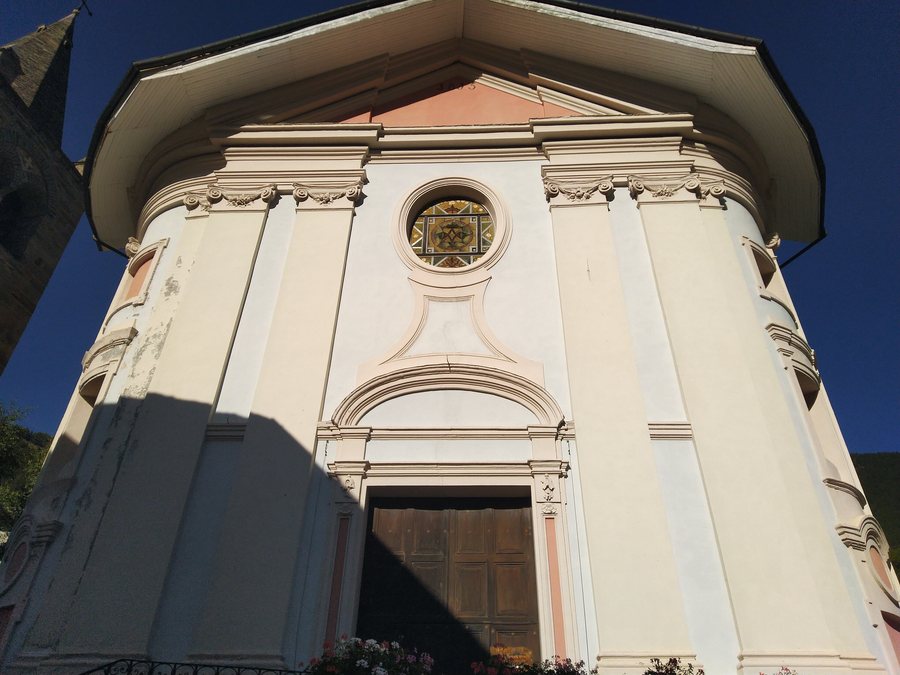 File:Etroubles - Chiesa di Santa Maria Assunta - 2023-09-28 21-15-11 001.jpg