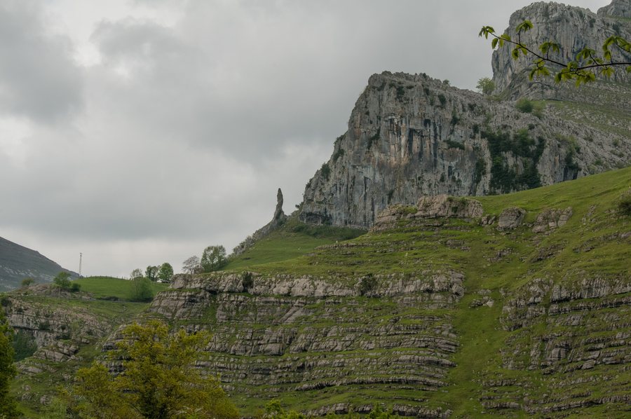 File:Sedimentary Rocks near San Roque de Riomiera in Cantabria Spain.jpg