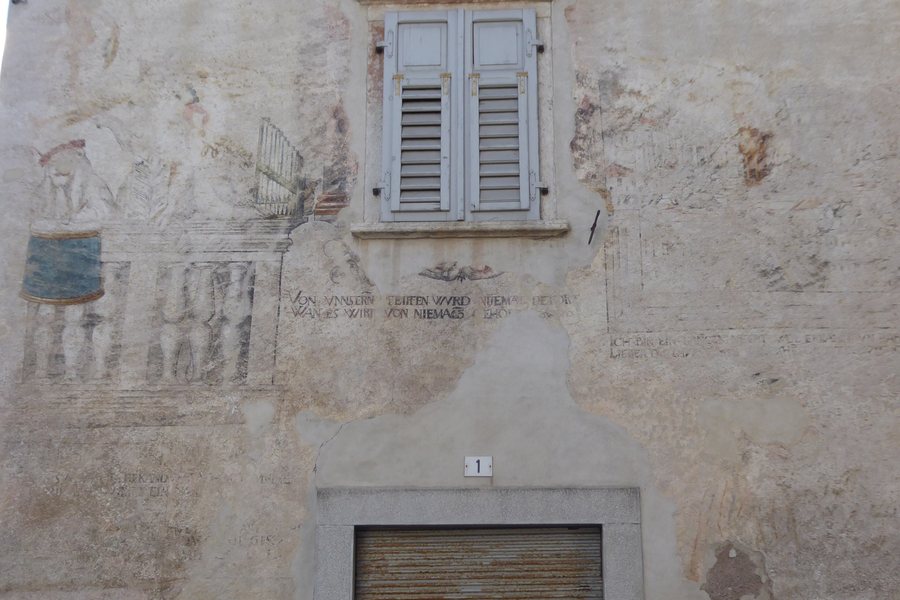File:Fondo - Affresco Troia 01.jpg