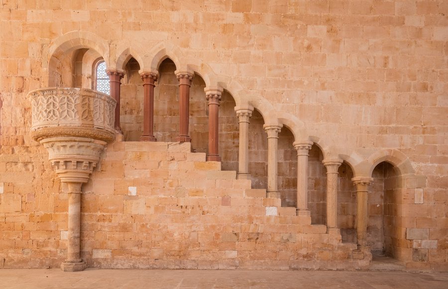 File:Monasterio de Santa María de Huerta, Santa María de Huerta Soria, España, 2015-12-28, DD 28-30 HDR.JPG